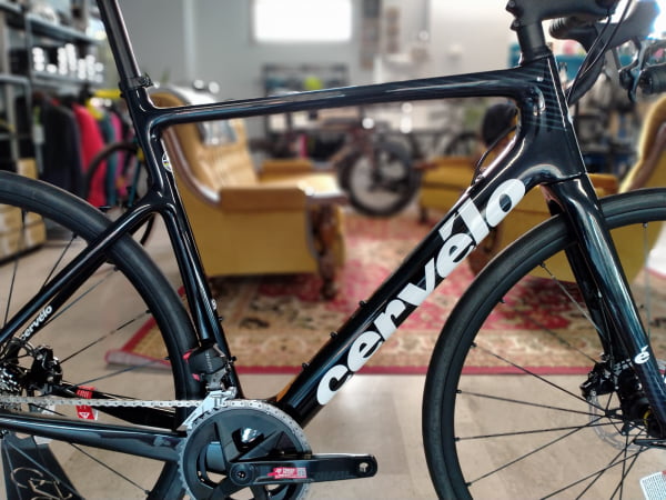 Caledonia Rival AXS
